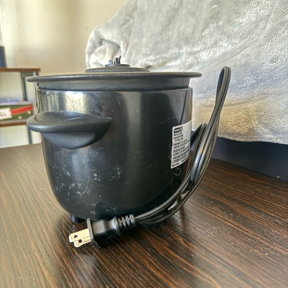 Dash Black Rice Cooker - Picture 3 of 6